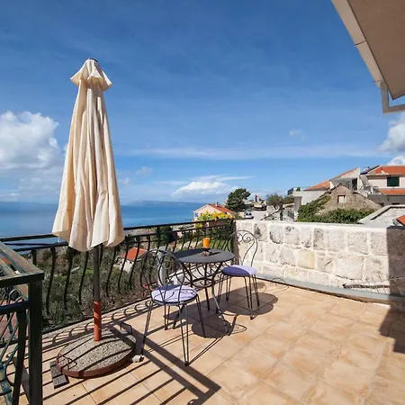 Fuer 5 Personen Ca, 218 M Sup2 In Podgora, Dalmatien Gespanschaft Split Dalmatien Holiday home Podgora