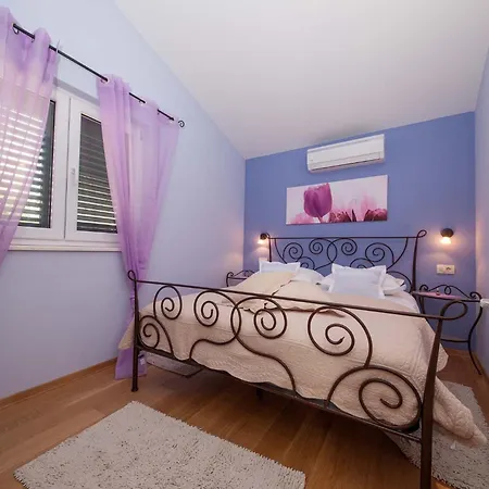 Holiday home Fuer 5 Personen Ca, 218 M Sup2 In Podgora, Dalmatien Gespanschaft Split Dalmatien Podgora